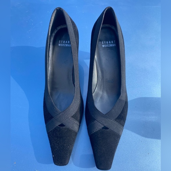 Stuart Weitzman Black Suede Kitten Heel Pumps 6.5 - Picture 5 of 9